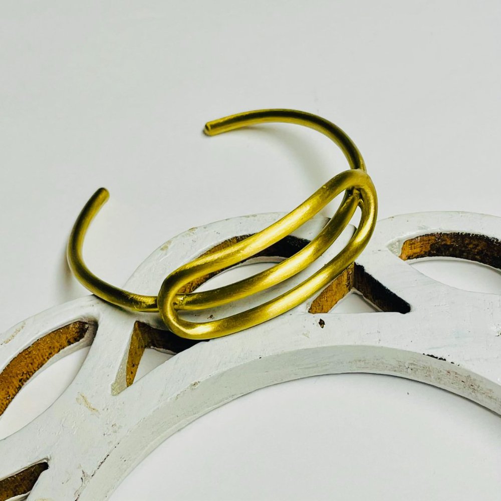 World Finds Hand Made Diadem Gold Bangle Bracelet Dressy - Casual